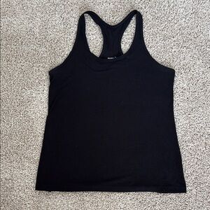 Old Navy Women's Black Racerback Tank Top